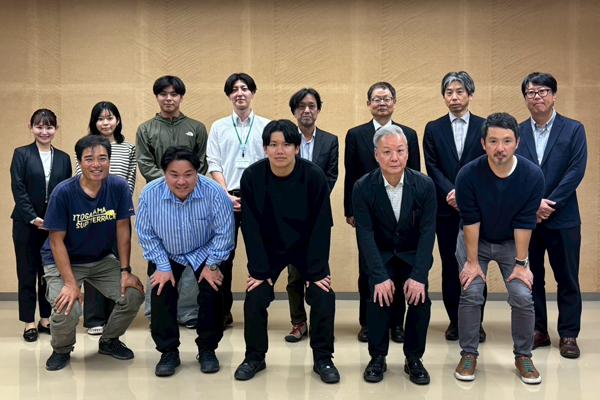 記念写真(日出町役場)